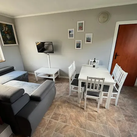 Dom I Nad Morzem I Jeziorem - - Jaroslawiec Holiday home